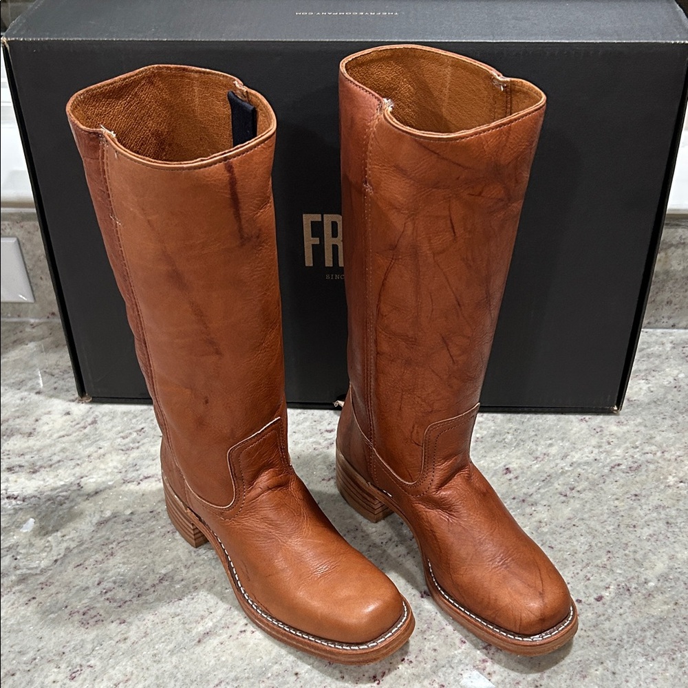 Frye Campus 14L in Saddle Ws 9M. Worn 2x. Sole protector applied before wearing.